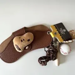 ピーナッツ 75周年　記念商品　スヌーピー　メガネケース 野球　miniso