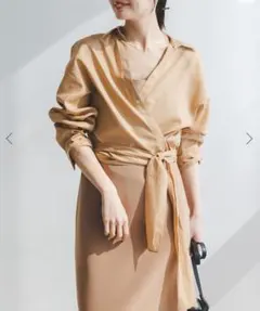 美品　NOBLE フロントリボンシアーシャツ