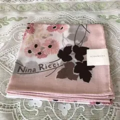 ニナリッチ　大判ハンカチ