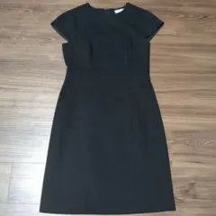 【美品】BARNEYS NEW YORK フォーマルドレス 黒 タイトシルエットのサムネイル