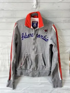 Abercrombie & Fitch グレー/レッド スウェット Mのサムネイル