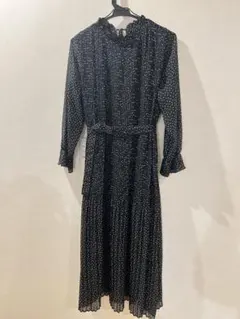 ⭐︎⭐︎年末特価！！⭐︎⭐︎Mila Owen黒に白のドット柄ロングワンピース