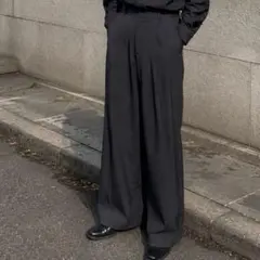 CS】Cross tuck drape slacks (charcoal) - メルカリ