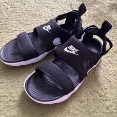 NIKE サンダル ブラックのサムネイル