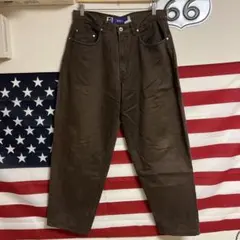 Item thumbnail for item 4ce1bed3-d285-4219-acc7-fb1f1cd4e3a7