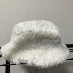 ホワイトファー帽子