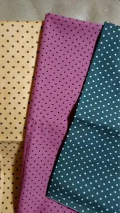 生地　ドット　3枚