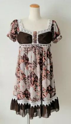 た*お様 新品！未使用品　リズリサ　シンデレラ柄　フラワープリント フレアスカー お急ぎ便 ディズニー プリザーブドフラワー「プリンセス