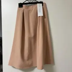新品未着用タグ付！サーモンピンク色スカートMサイズ