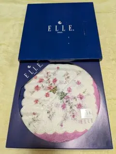 ELLEのハンカチ