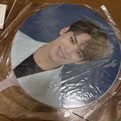 ミンギュ セブチ まとめ売り トレカ 缶バッジ フォトカ ファイル うちわ 2025年最新】SEVENTEEN ミンギュ 缶バッジの人気アイテム - メルカリ