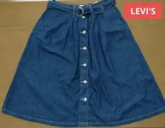LEVI'S　デニム フレアスカート フロントボタン ベルト付きのサムネイル