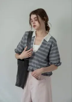 lawgy u neck frill border knit topsのサムネイル