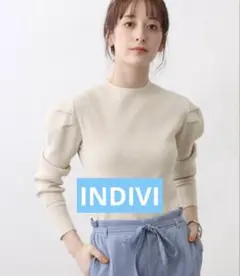 美品❤️INDIVI 洗える袖タックリブコンパクトニット ベージュ