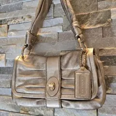 美品　COACH　コーチ　アクセサリーポーチ　レザー　ピンクゴールド　希少