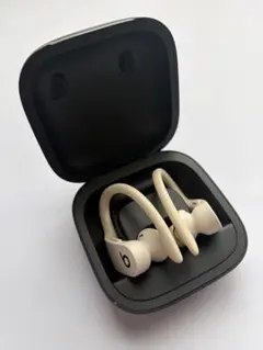 2026年最新】powerbeats proの人気アイテム - メルカリ