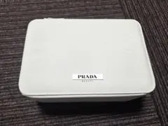 PRADA プラダビューティー ミントグリーン メイクボックス ノベルティ