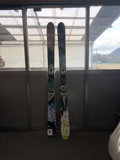 Item thumbnail for item 977e6e6d-5306-4514-b083-ca33a595a1c0