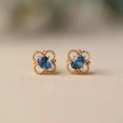 ピアス 花 フラワー キラキラ ブルー ミニ 高感 シンプル 青 小さい