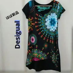 Desigual 半袖 カットソー 花柄 チュニック　Lサイズのサムネイル