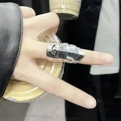 Vivienne Westwood アーマーリング ブラック