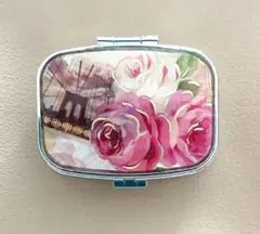 匿名配送.*花柄 レトロ 小物・薬・ピルケース　レジン　ハンドメイド