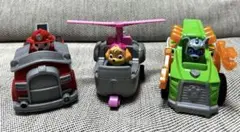 パウパトロールおもちゃ　車両セット