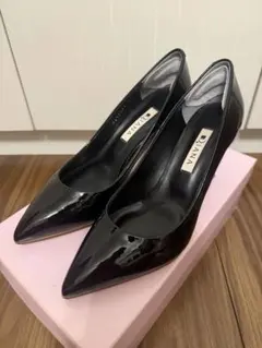 DIANA ブラック エナメルパンプス ハイヒール 黒 23 ダイアナ