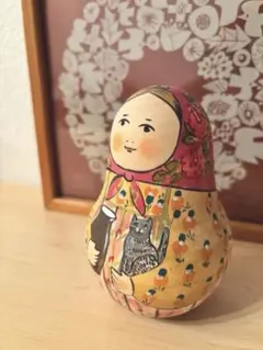 エレーナドミトリエワさん作　起き上がりこぼし 猫ちゃんとミルクの入ったピッチャー