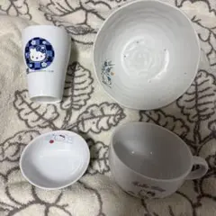 Hello Kitty 食器セット 4点 和風デザインのサムネイル