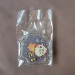 ちいかわ きゃらシャカ チャームグミ 　シーサー　アクリルキーホルダー