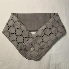 ハンドメイド　刺繍レース　アイスノンカバー　サークル柄　グレージュのサムネイル