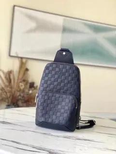 LOUIS VUITTON ダミエ アンフィニ ボディバッグのサムネイル