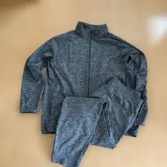 UNIQLOストレッチグレー ジャージ上下セット XLのサムネイル