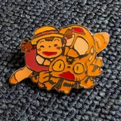 スタジオジブリ キャラクターピンバッジ　メイとネコバス