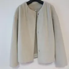 UNIQLO グレー？ベージュ？ スムースヤーンフリースノーカラージャケット