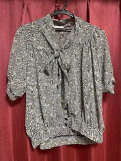 ストライプ花柄半袖シャツ　axesfemme