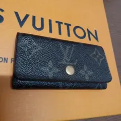 2025年最新】ルイヴィトン キーケース 4連の人気アイテム - メルカリ