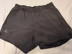 adidas ショートパンツ ブラック