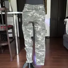 迷彩柄パンツ