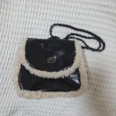 shein ショルダーバッグ チェーン　ボア　レザー 風