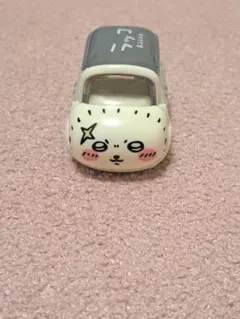 ちいかわ ラッコ トミカ ミニカー