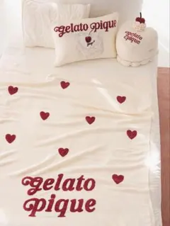 【新品】ジェラピケ 【Sleep】ハートロゴジャガード マルチカバーのサムネイル