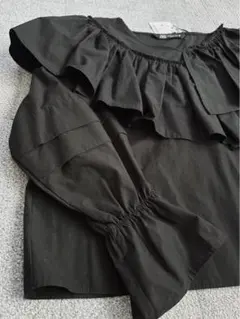ZARA フリルブラウス フリルシャツ アシンメトリー 新品 タグ付き M 黒