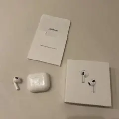 Apple AirPods 本体と充電ケース