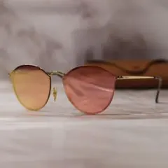 Item thumbnail for item 60ffe0e1-c1e2-4a9e-a9db-2b850c57f577