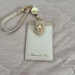 Item thumbnail for item 10d0b3a4-98bc-4cef-bb03-50e5f5101101