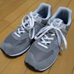 New Balance 574 Classic グレー スニーカー 28.0cmのサムネイル