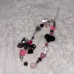 ビーズストラップ　携帯ストラップ ピンク 黒　韓国　y2k スクバ