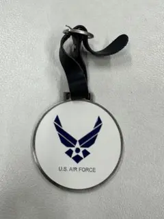 Item thumbnail for item 4d58c7f5-87c4-4781-8267-be23f296743f